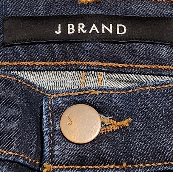 J Brand Women's Dark Wash Skinny Leg Denim Blue Jeans, size 30 / 10 - Picture 6 of 10